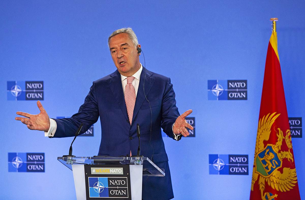 Milo Đukanović.jpg Milo Đukanović.jpg