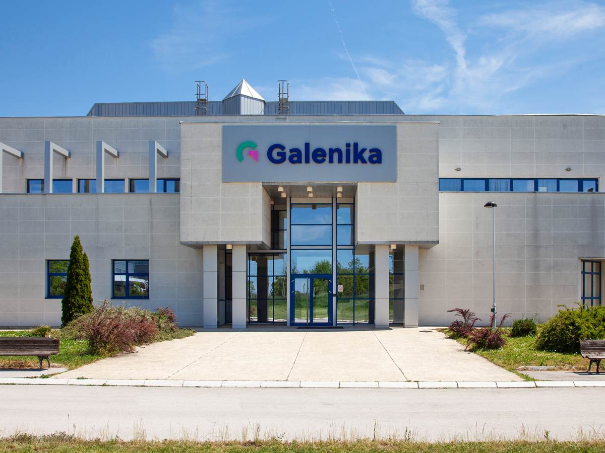 Galenika-fabrika.jpg Galenika-fabrika.jpg