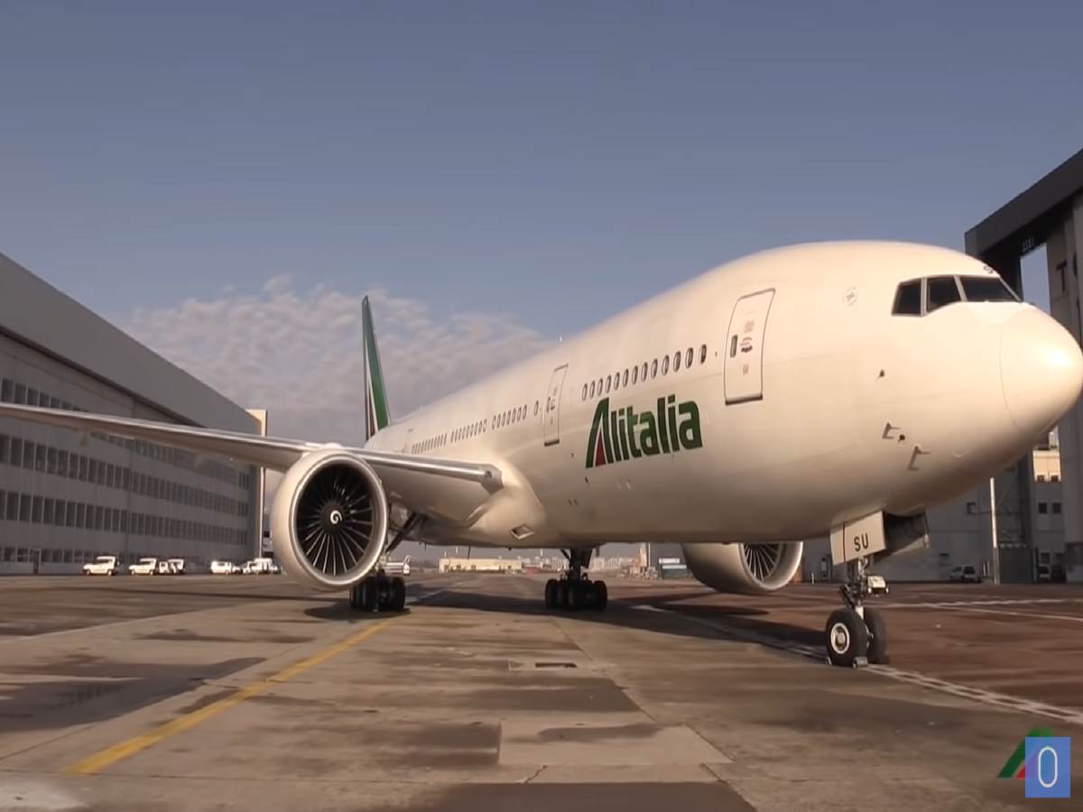 avion.jpg avion.jpg