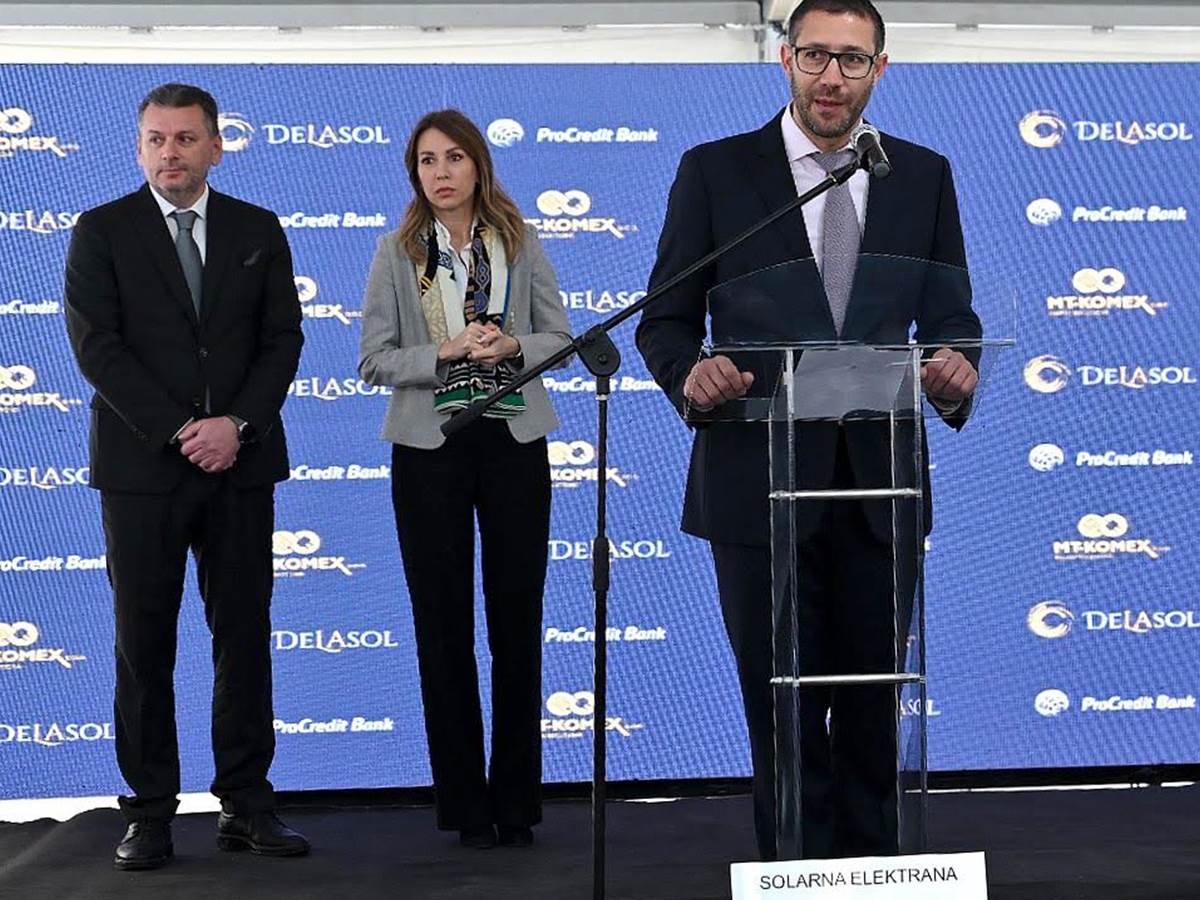 Euractiv.jpg Euractiv.jpg