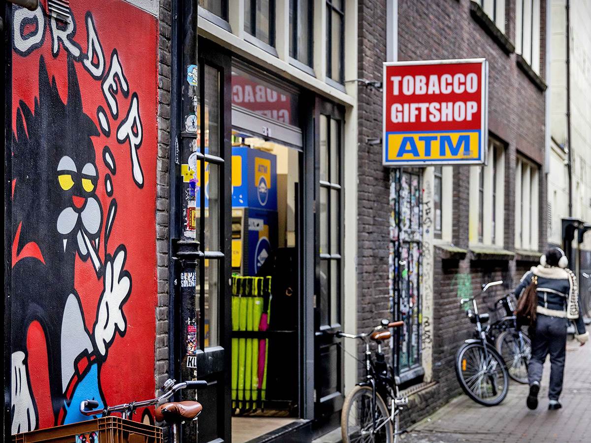 Amsterdam.jpg Amsterdam.jpg