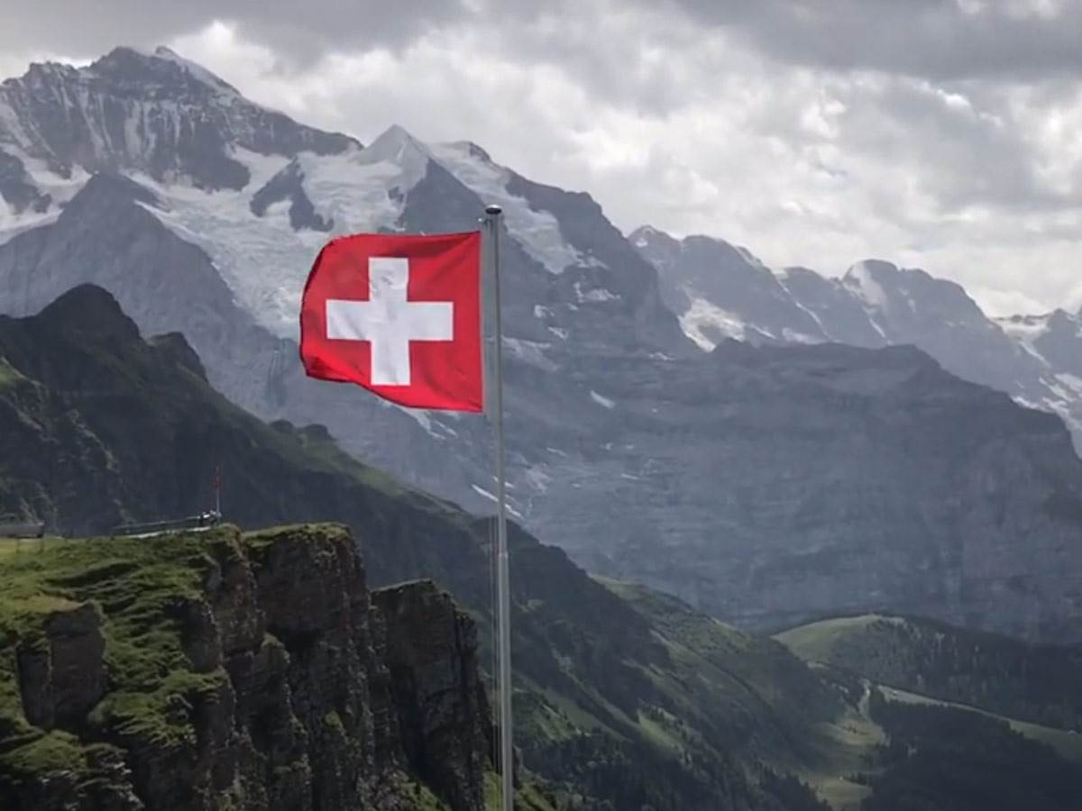  Švajcarska zastava 