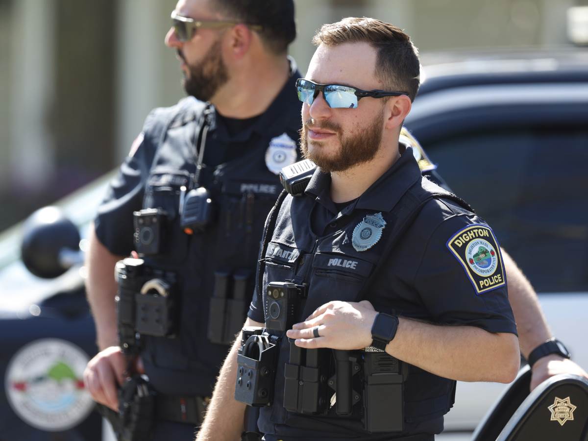 policija masacusetsa.jpg policija masacusetsa.jpg