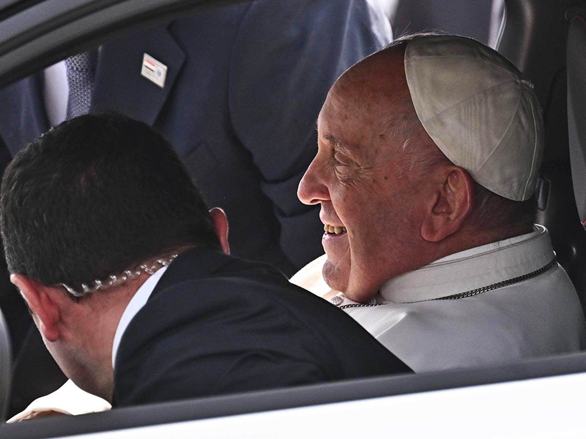 Papa Francisko.jpg Papa Francisko.jpg