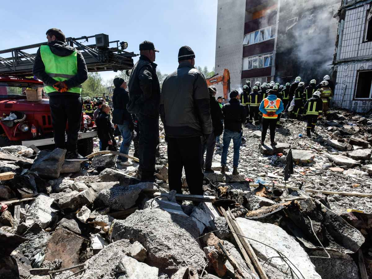 9362834.jpg   9362834.jpg