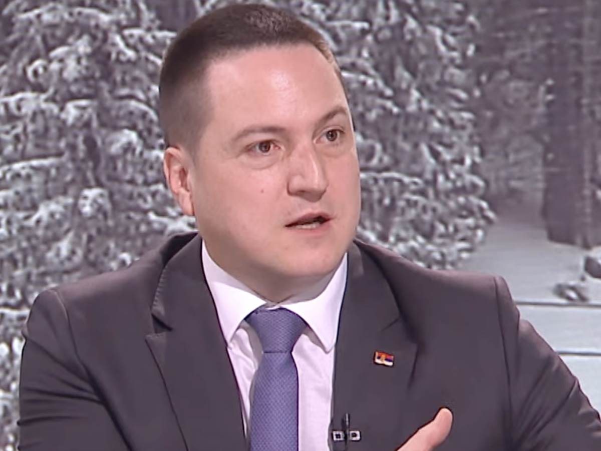 ruzic.jpg ruzic.jpg