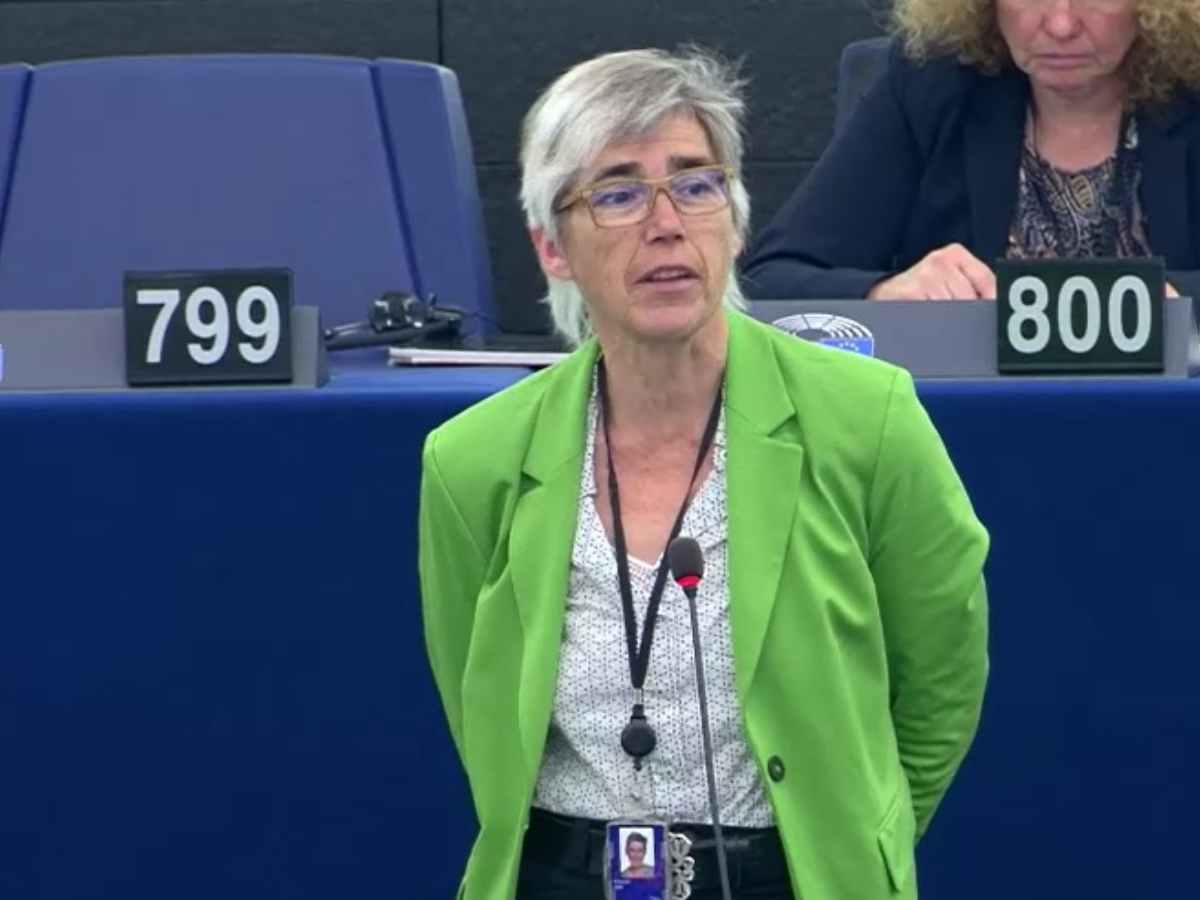 avion2 (1).jpg avion2 (1).jpg