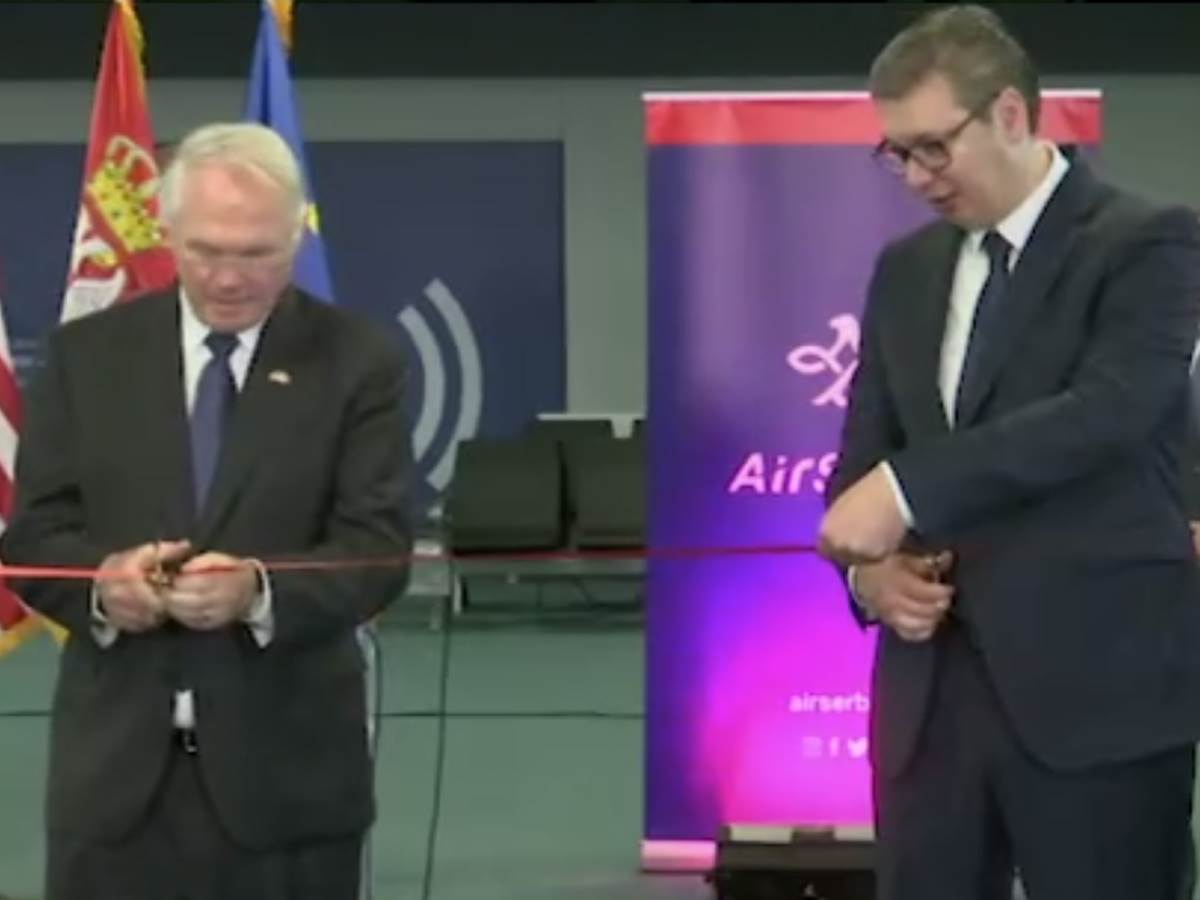 Aleksandar Vučić, otvaranje aerodroma Aleksandar Vučić, otvaranje aerodroma