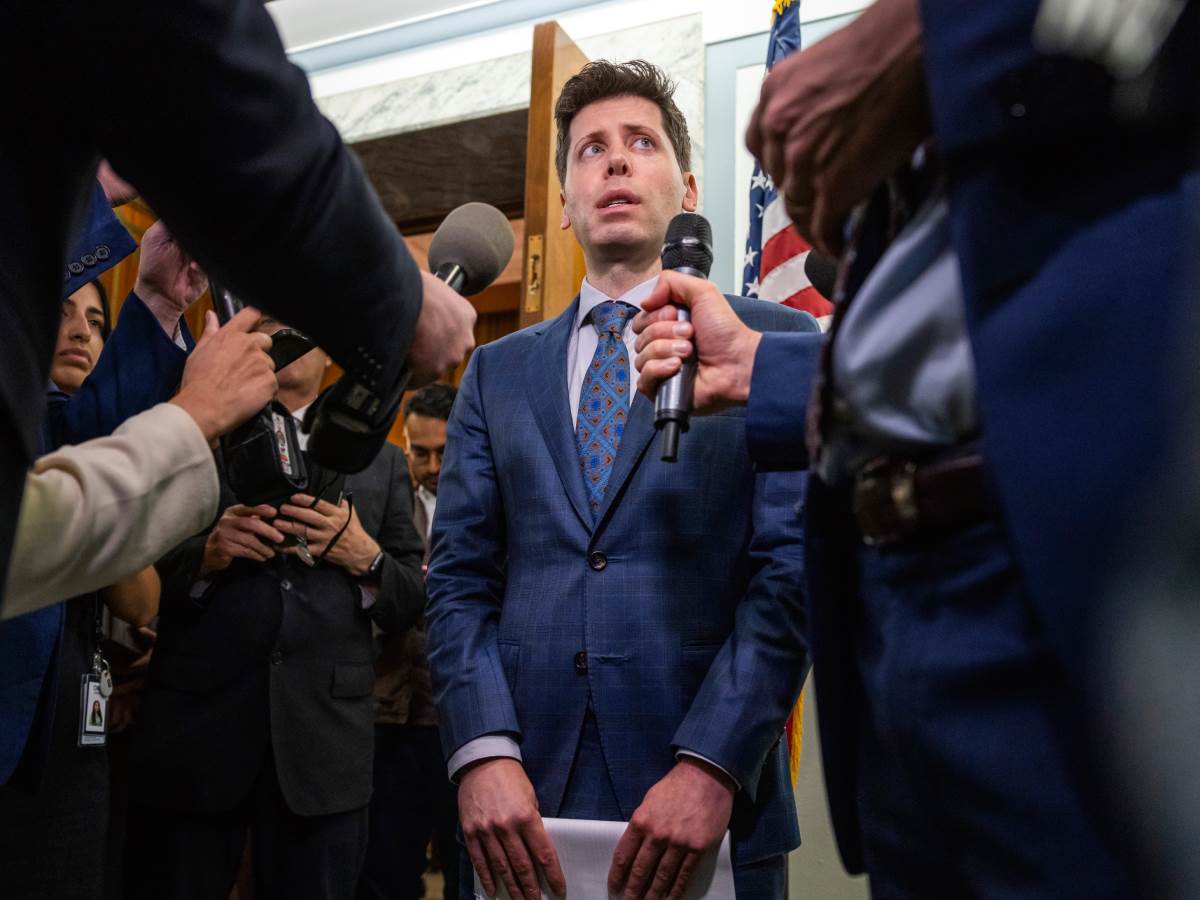 sem altman.jpg   sem altman.jpg