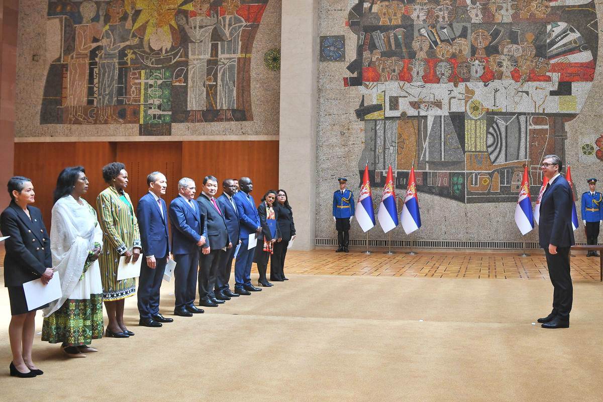 Predsednistvo Srbije (3).jpg Predsednistvo Srbije (3).jpg