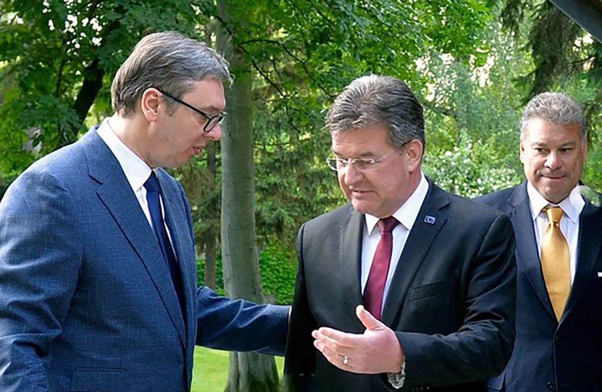 sastanak vučić lajček eskobar (3).jpg sastanak vučić lajček eskobar (3).jpg