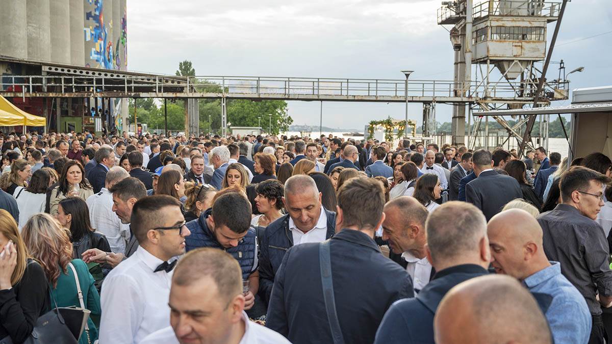  Švedska ambasada (4).JPG 