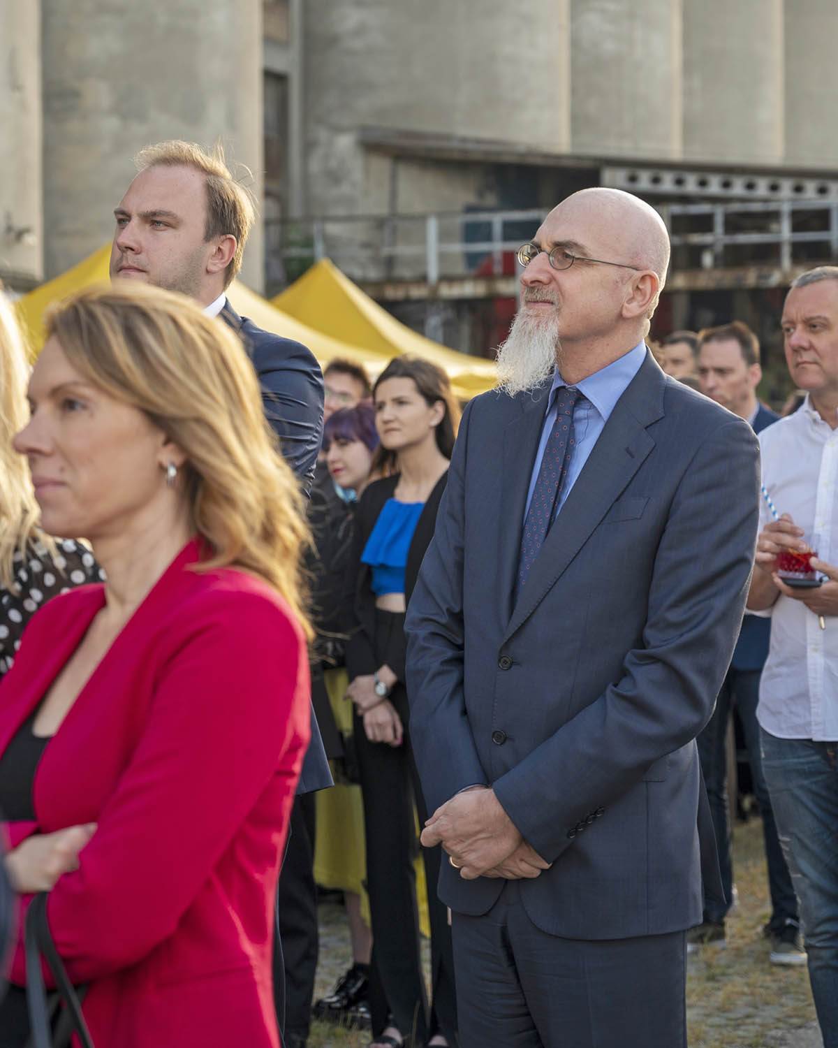  Švedska ambasada (8).JPG - Goran Zlatković 