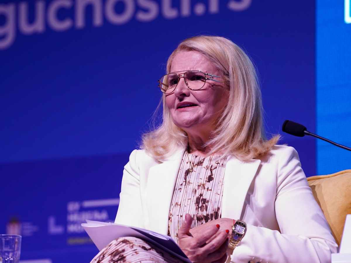 Tanja Miščević   Tanja Miščević