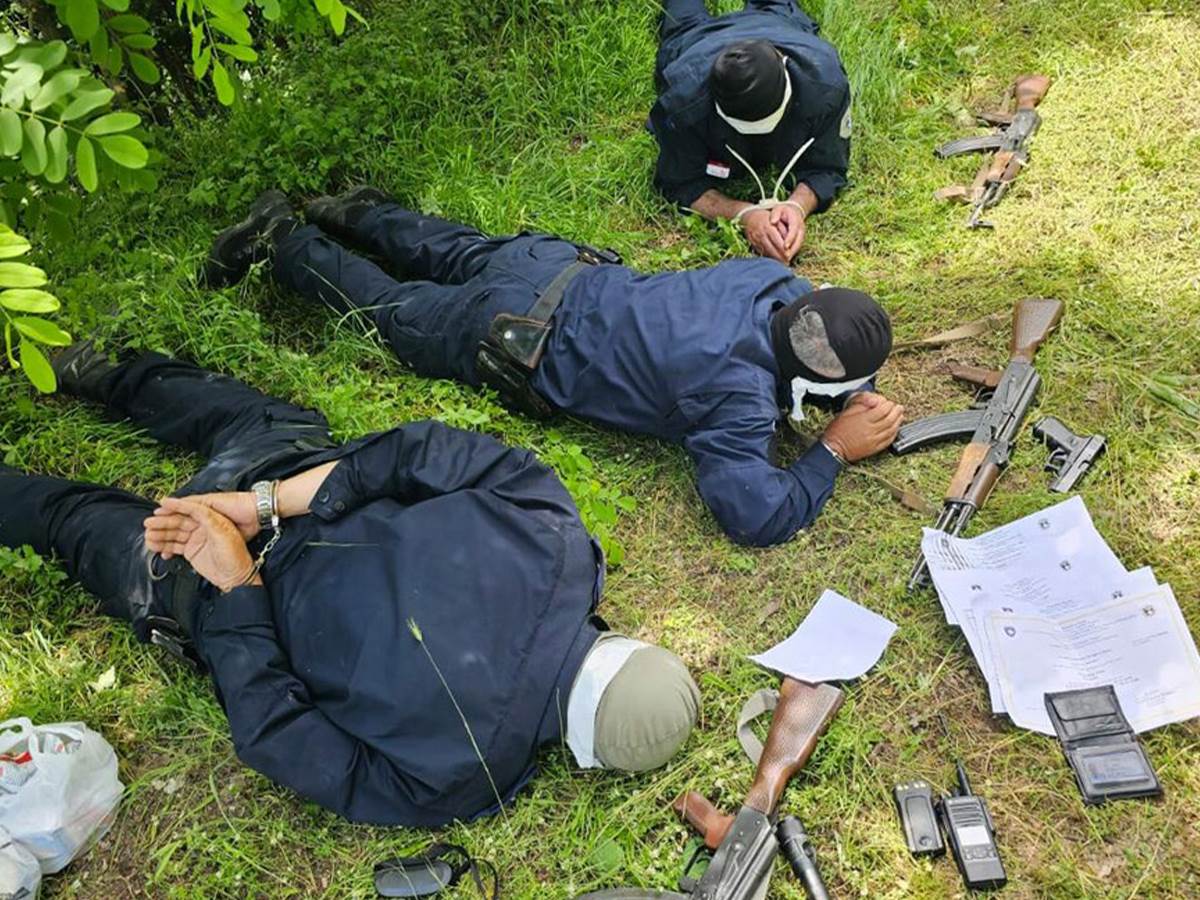 Hapšenje Kurtijevih specijalaca (2).jpg   Hapšenje Kurtijevih specijalaca (2).jpg