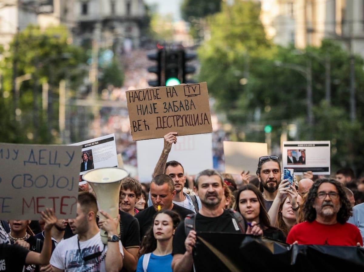 Protest srbija protiv nasilja (5).jpg Protest srbija protiv nasilja (5).jpg