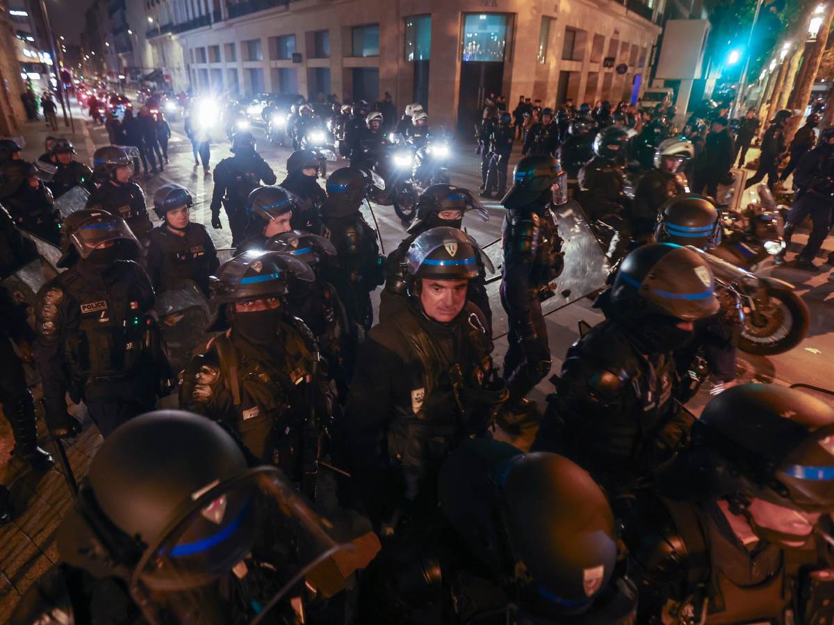 protesti u francuskoj.jpg   protesti u francuskoj.jpg