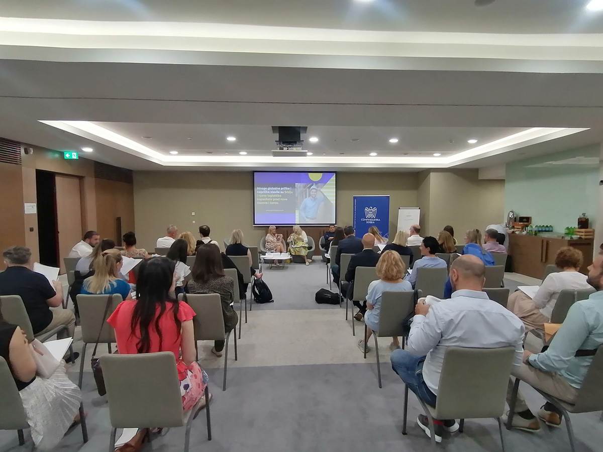  Okrugli sto  (2).jpg - PROMO: Konfindustrija Srbija 
