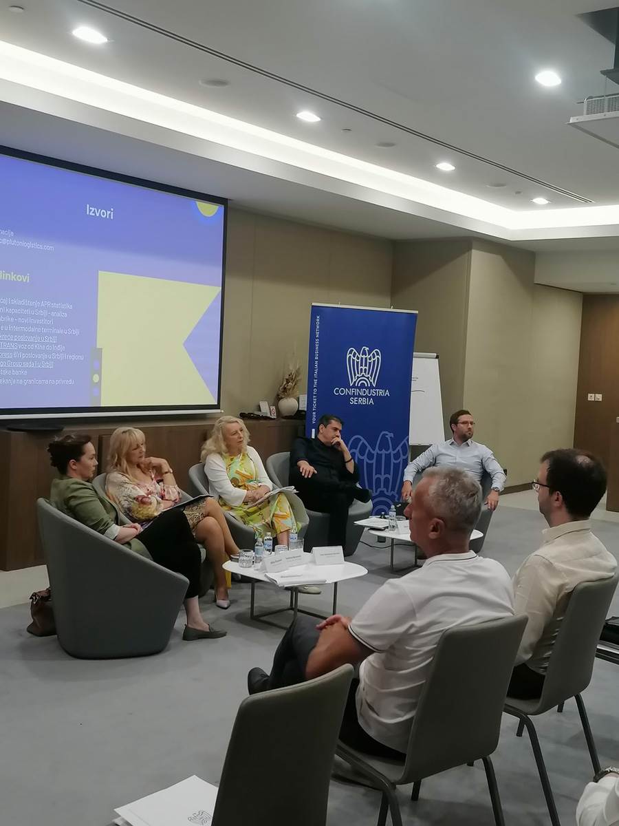  Okrugli sto  (4).jpg 