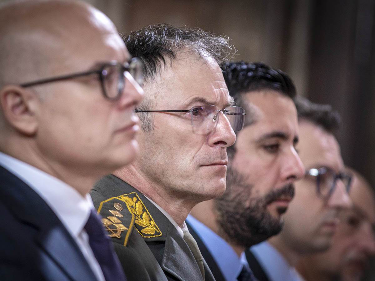 aleksandar_vučić_stefan_stojanović_ (23).jpg   aleksandar_vučić_stefan_stojanović_ (23).jpg