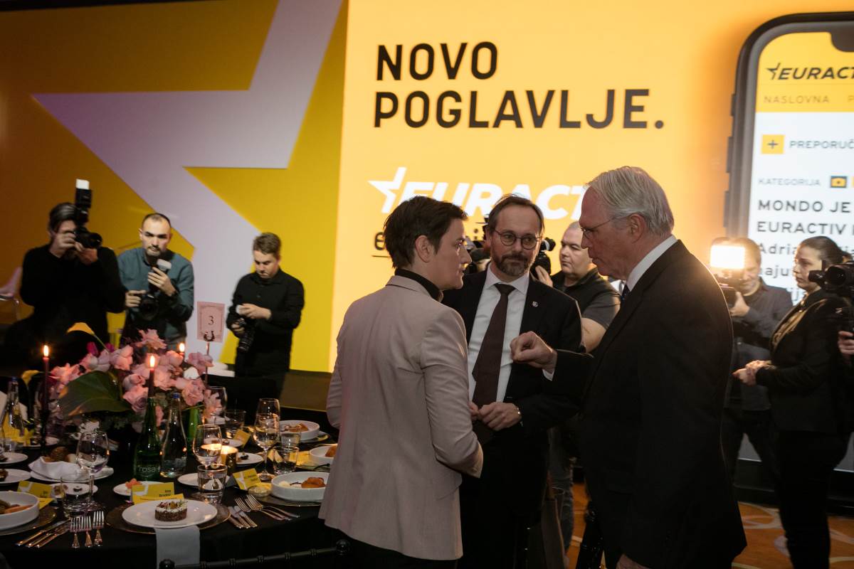  084 Euractiv gala.JPG 