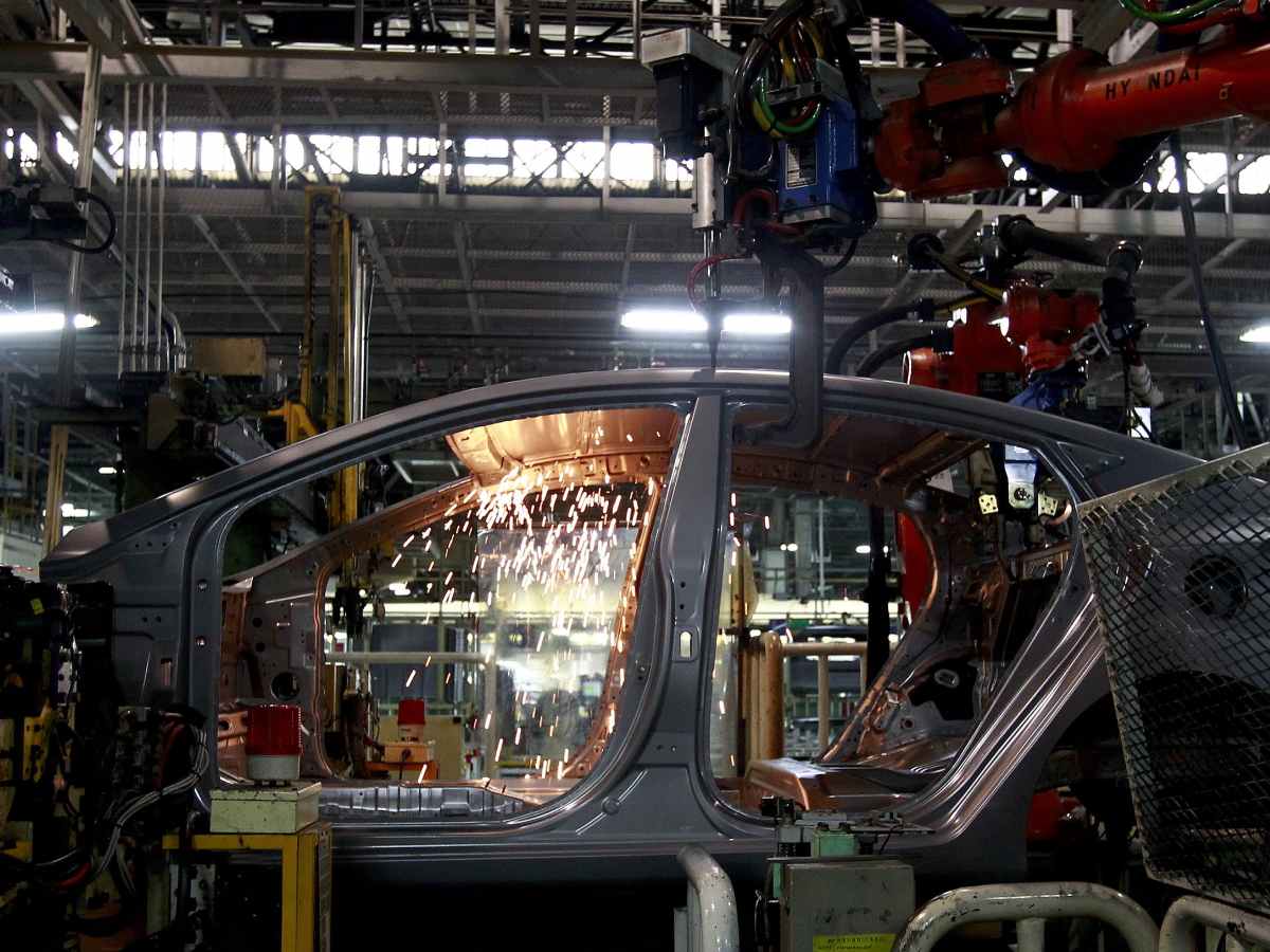 Hjundai fabrika.jpeg   Hjundai fabrika.jpeg