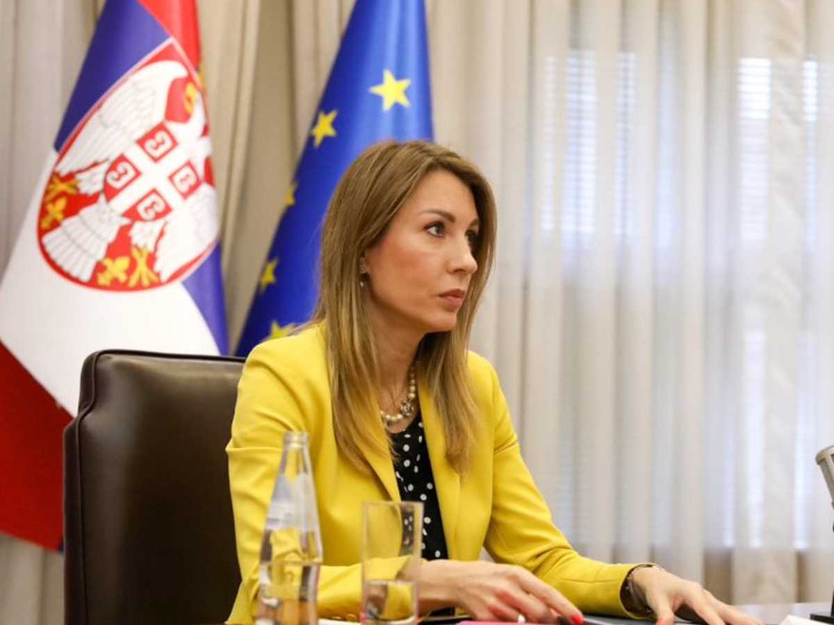 Foto.jpg Foto.jpg