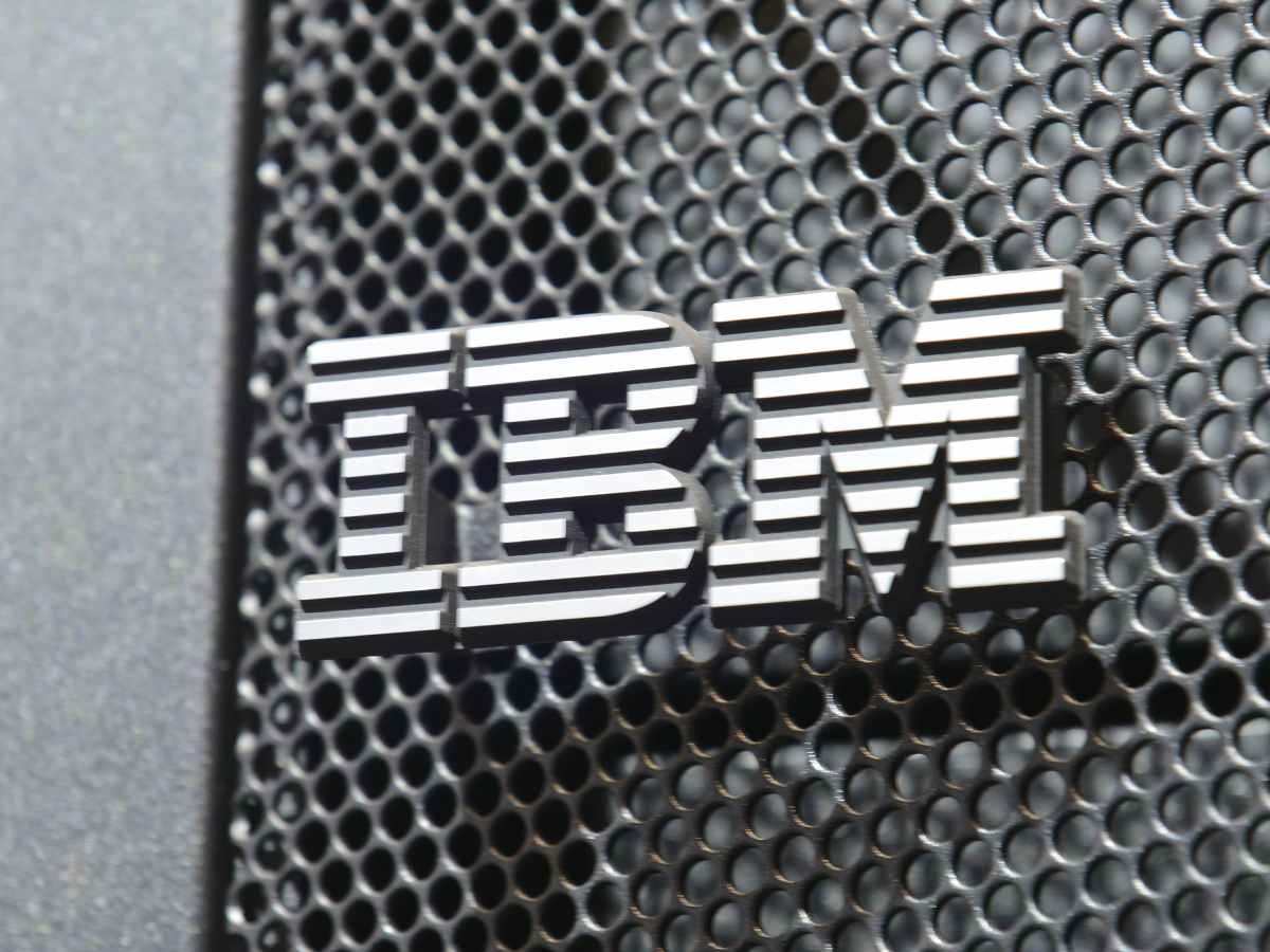 IBM   IBM