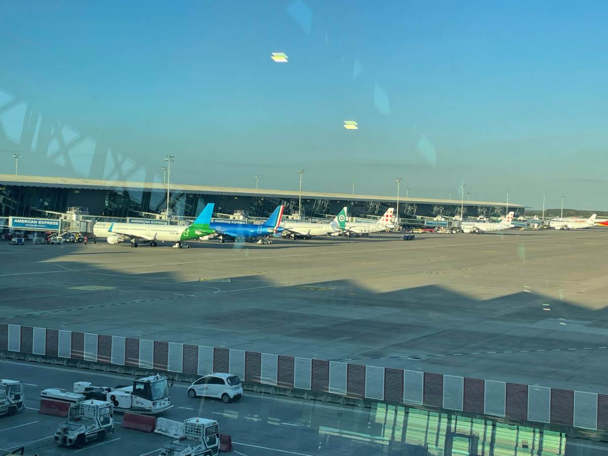 aerodrom.jpg   aerodrom.jpg