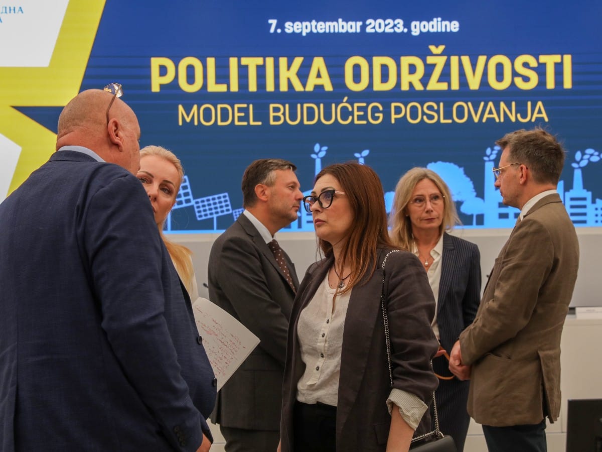 Euractiv Politika odrzivosti, UVOD 5.jpeg Euractiv Politika odrzivosti, UVOD 5.jpeg