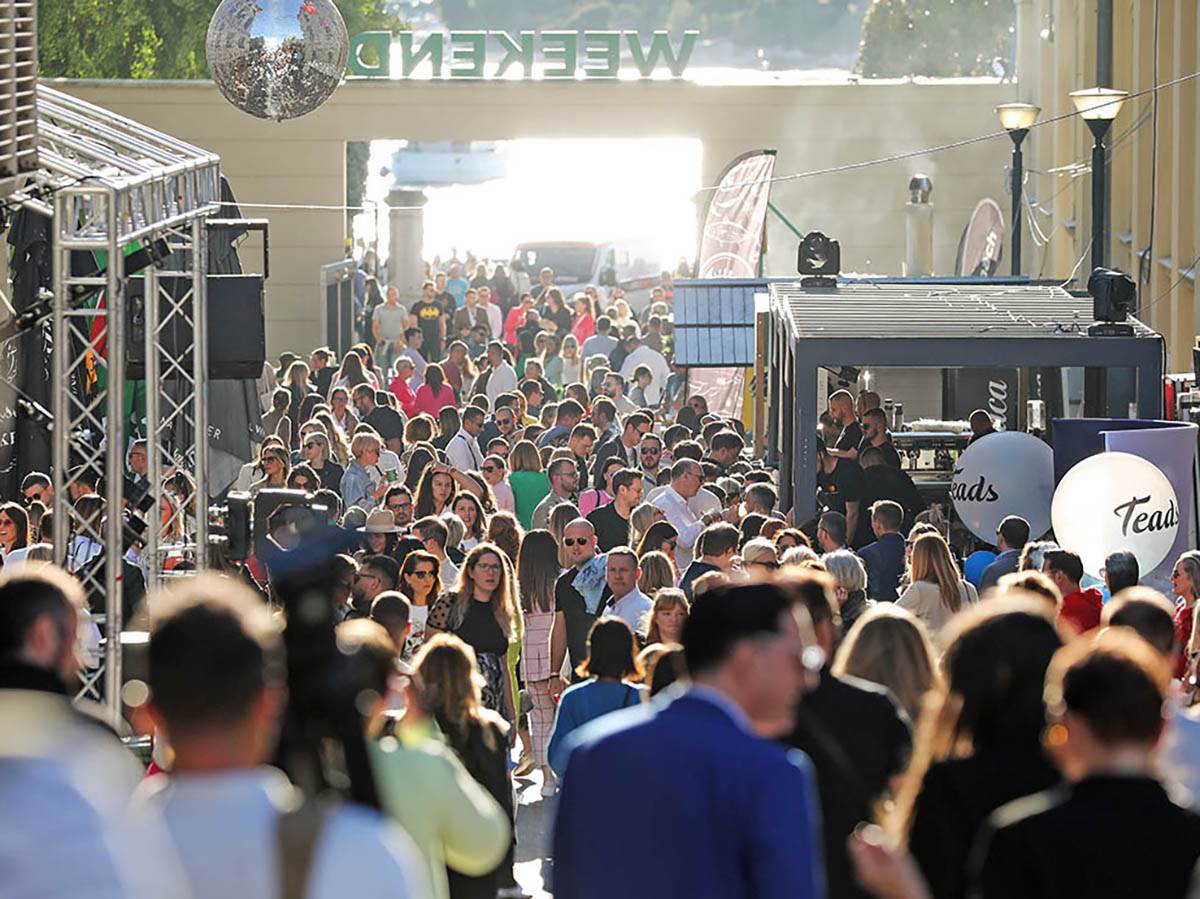 GLAVNA FOTKA.jpg   GLAVNA FOTKA.jpg