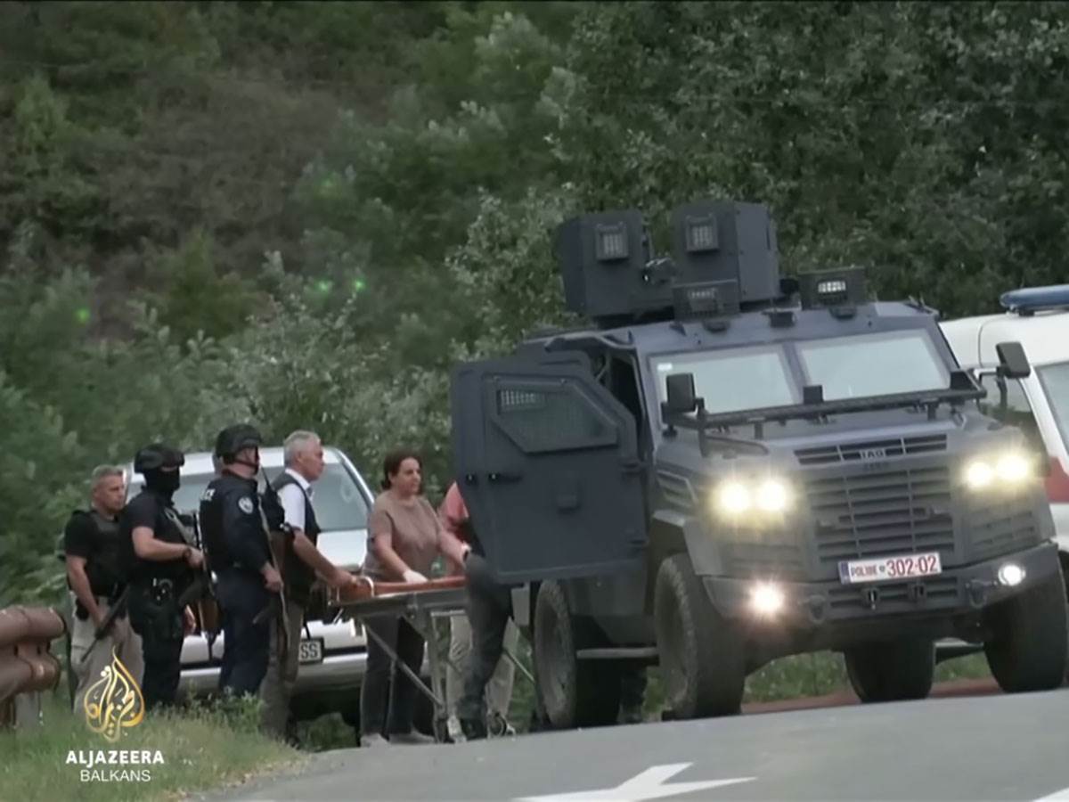Pripadnici takozvane Kosovske policije patroliraju u okolini manastira Banjska (7).jpg Pripadnici takozvane Kosovske policije patroliraju u okolini manastira Banjska (7).jpg