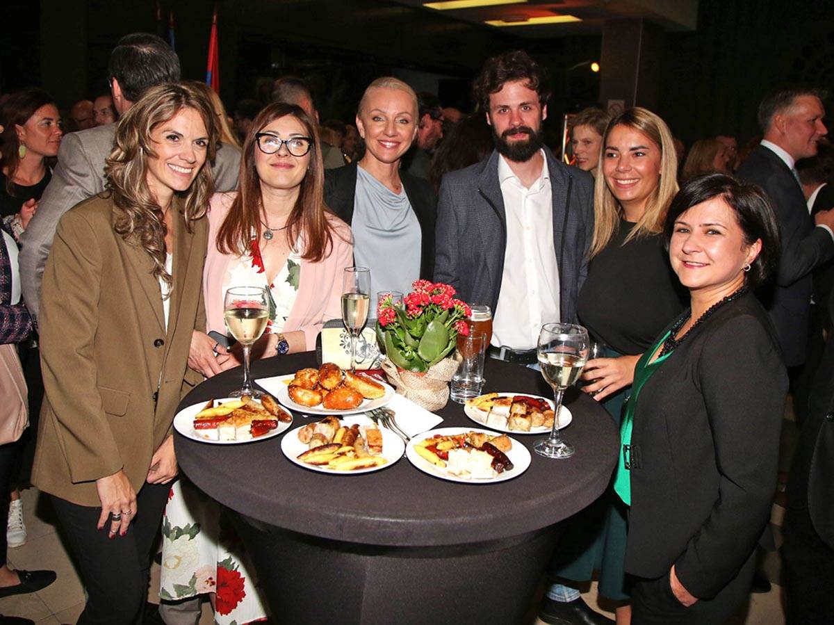  Dan Nemackog jedinstva u Domu Omladine (2).jpg - Kurir/Damir Dervišagić 