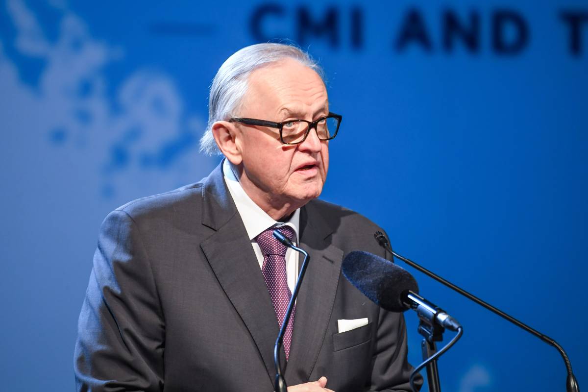 6904240 (1).jpg   6904240 (1).jpg