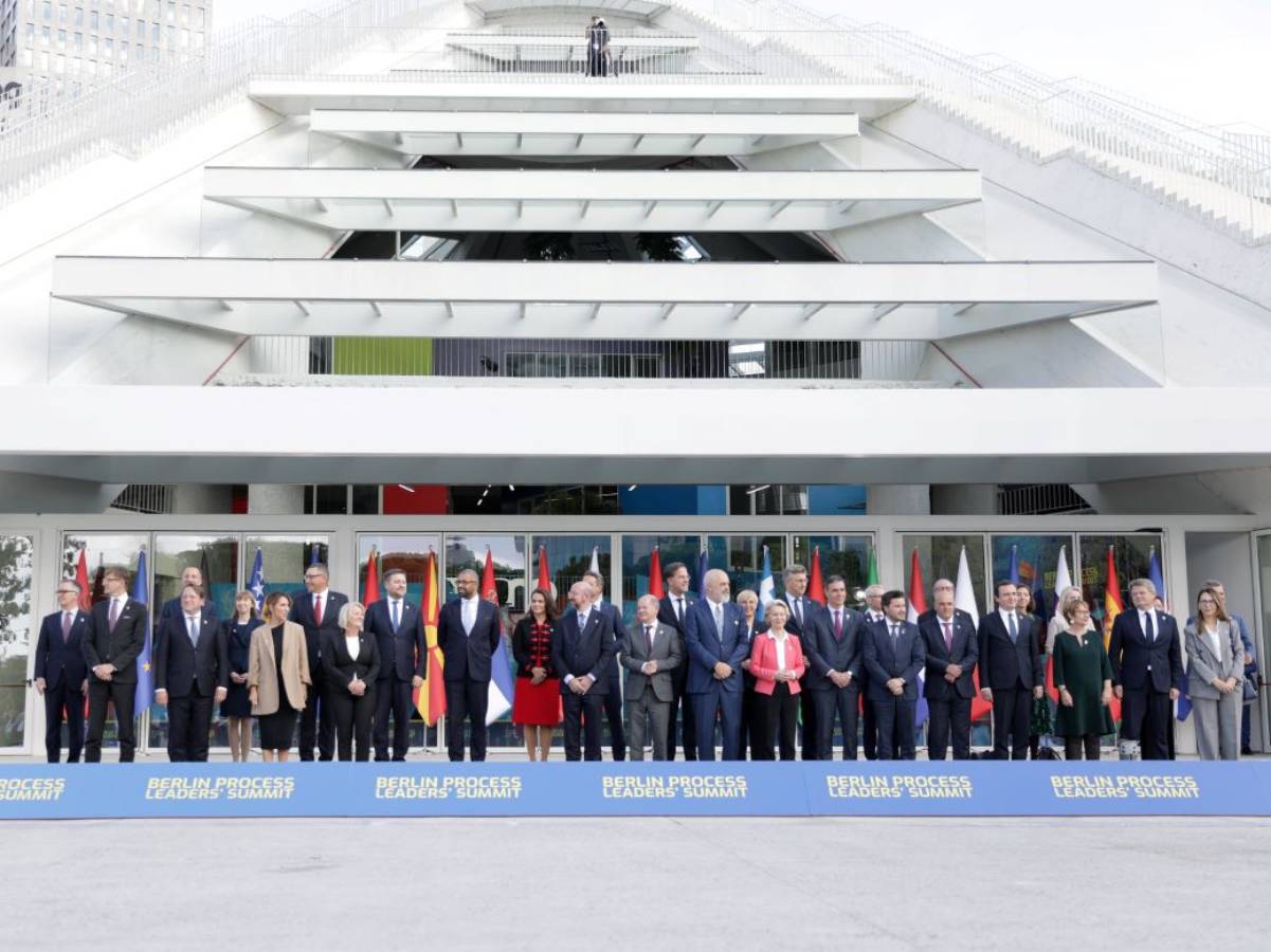  CEFTA Secretariat on the Berlin Process Leaders Summit 2023, Foto MIA Albania (1).jpg 