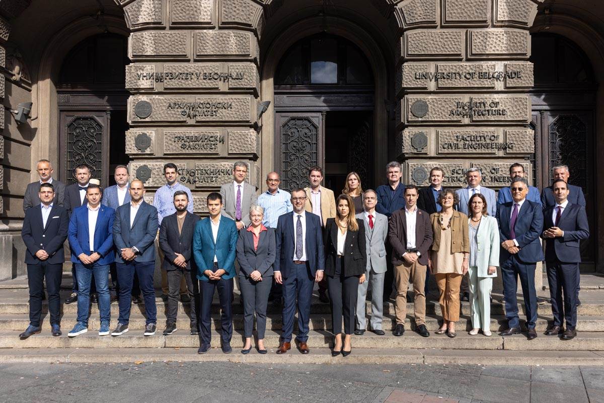 Zadužbina Miodraga Kostića - Događaj na ETF-u 1 - Foto Darko Radulović 1 (1).jpg   Zadužbina Miodraga Kostića - Događaj na ETF-u 1 - Foto Darko Radulović 1 (1).jpg