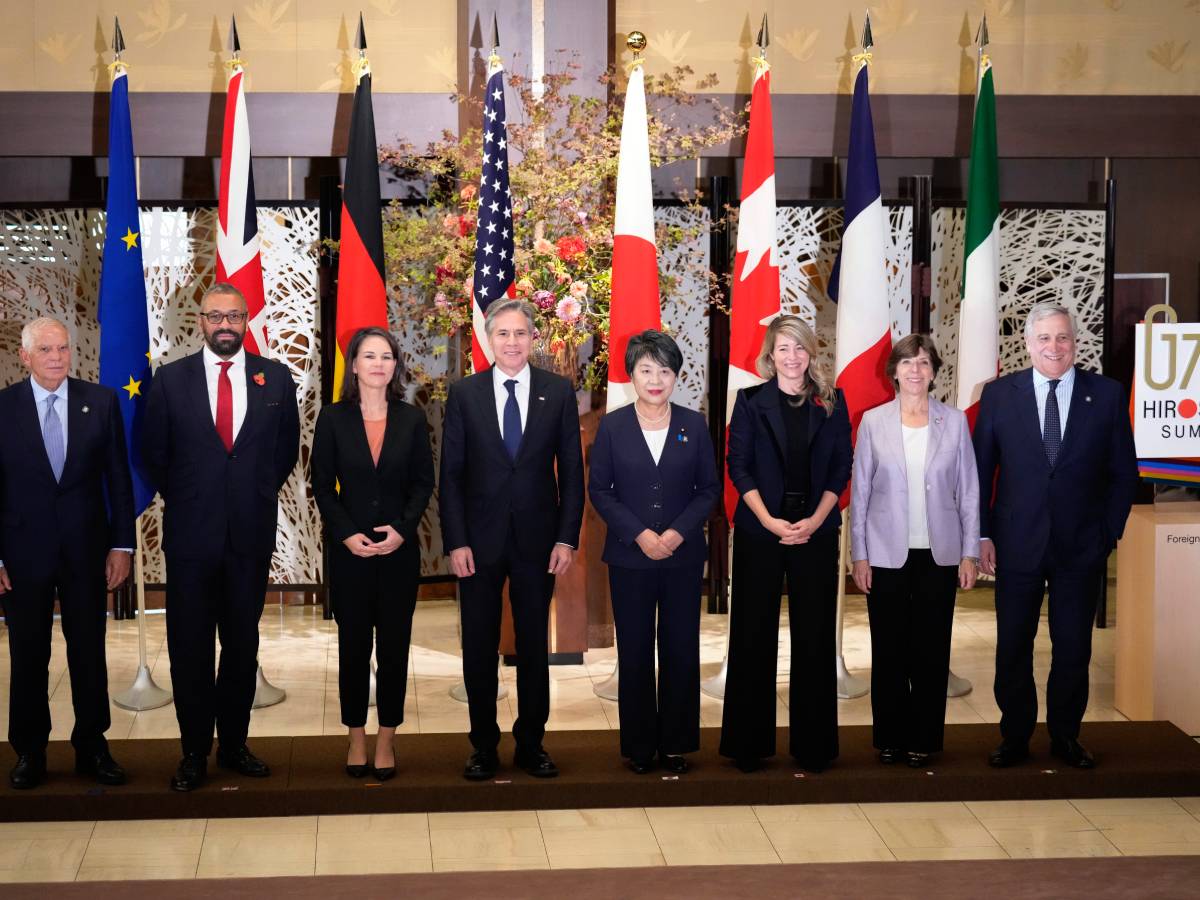 G7.jpg G7.jpg