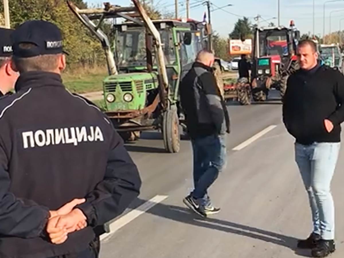 Protest poljoprivrednika 2.jpg Protest poljoprivrednika 2.jpg