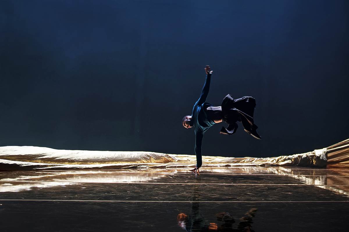  A STERNALSKI Nathalie - SOL INVICTUS (23).jpg 