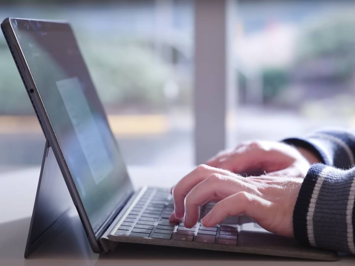 Tastatura.jpg Tastatura.jpg