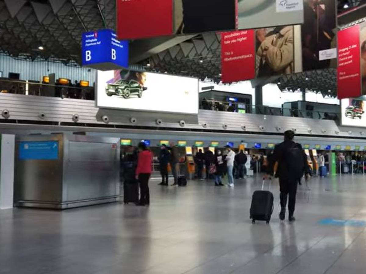 Frankfurt aerodrom.jpg Frankfurt aerodrom.jpg