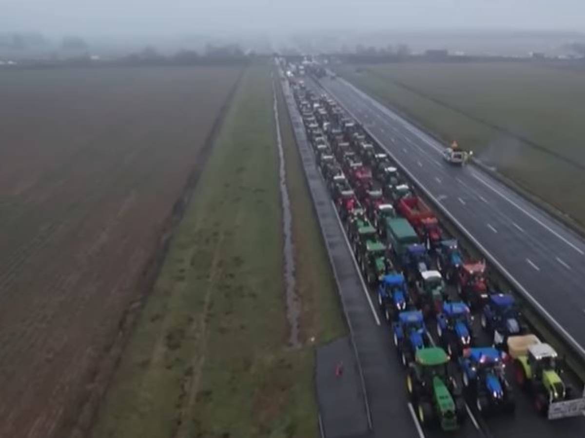 Brisel blokada.jpg   Brisel blokada.jpg