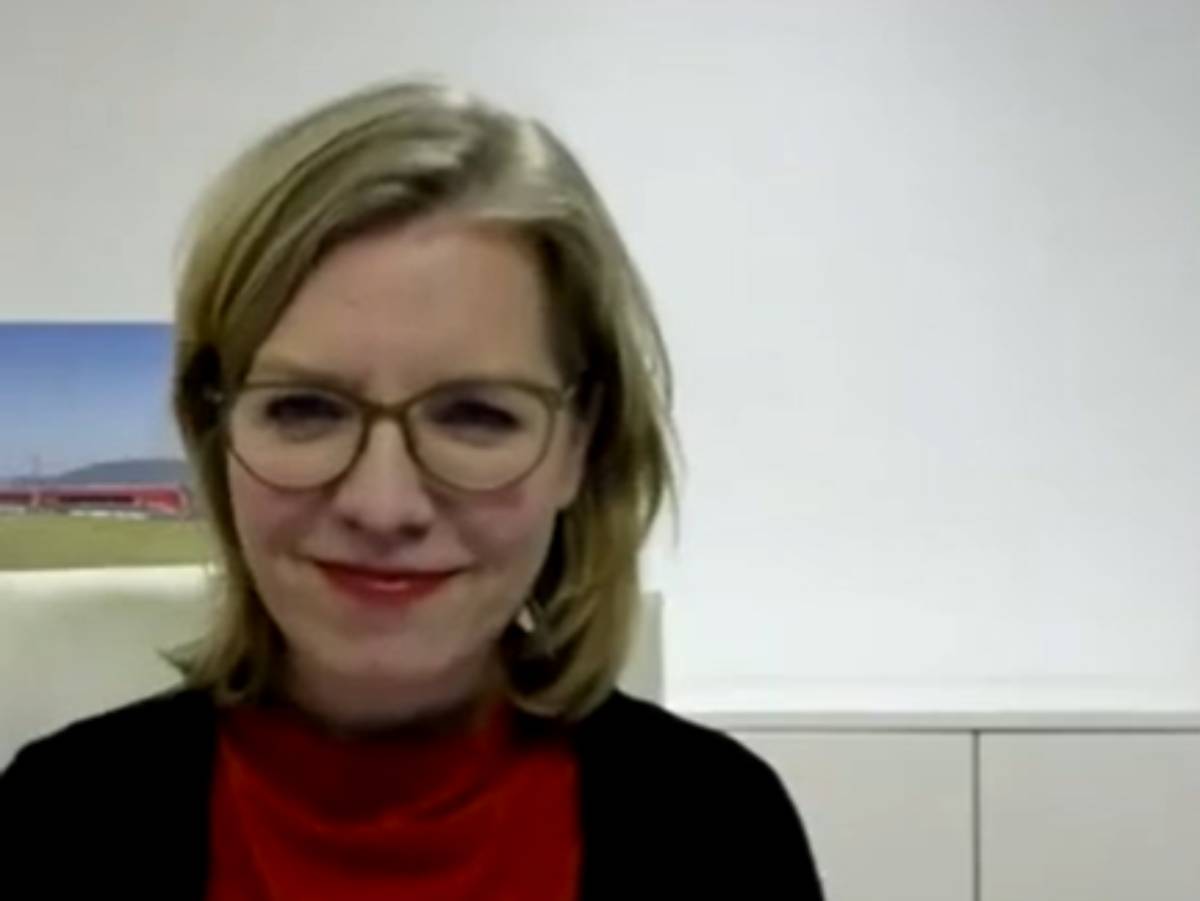 Leonore Gewessler   Leonore Gewessler