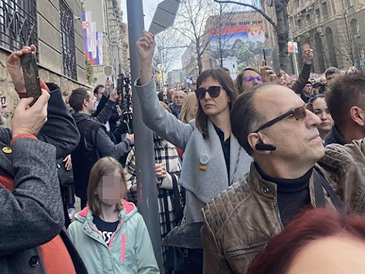 d811q5mc copy.jpg   d811q5mc copy.jpg