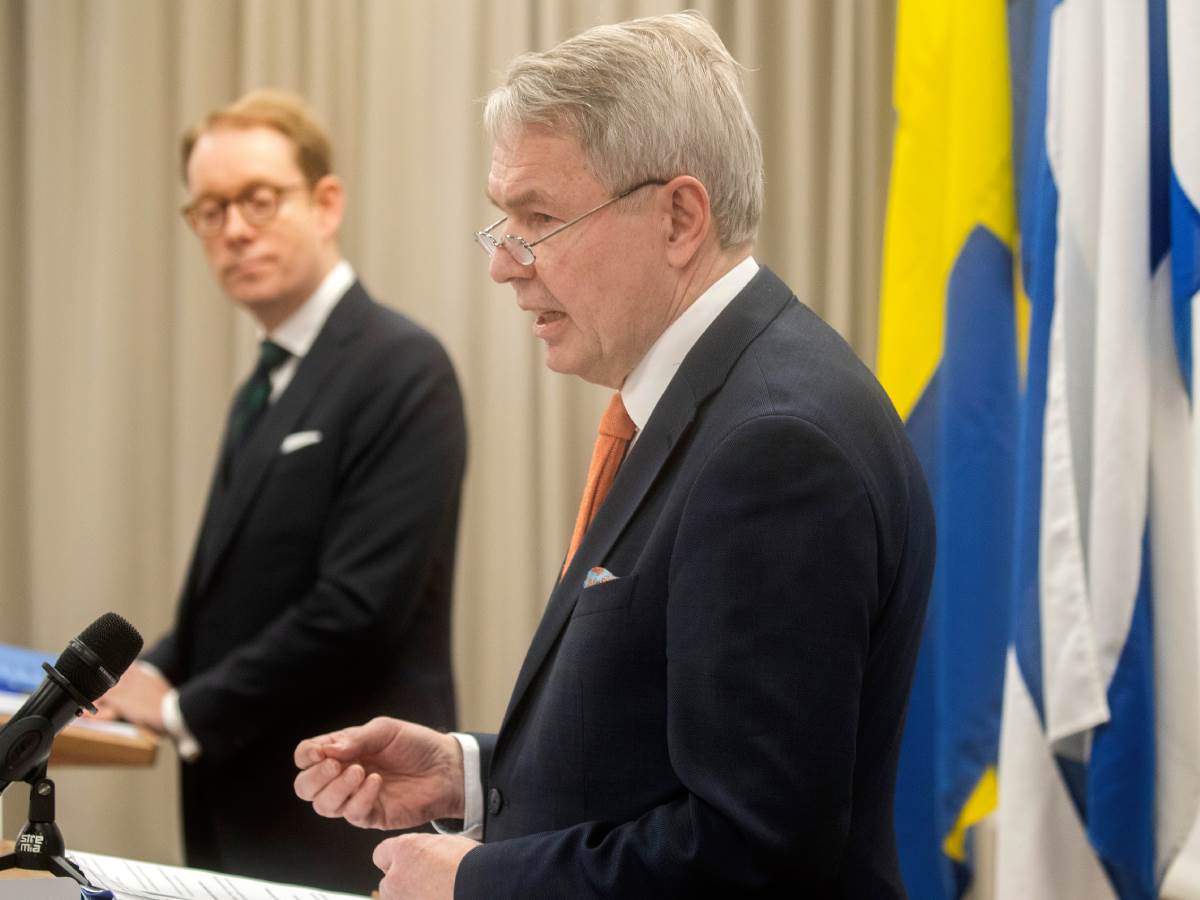 finska i svedska.jpg   finska i svedska.jpg