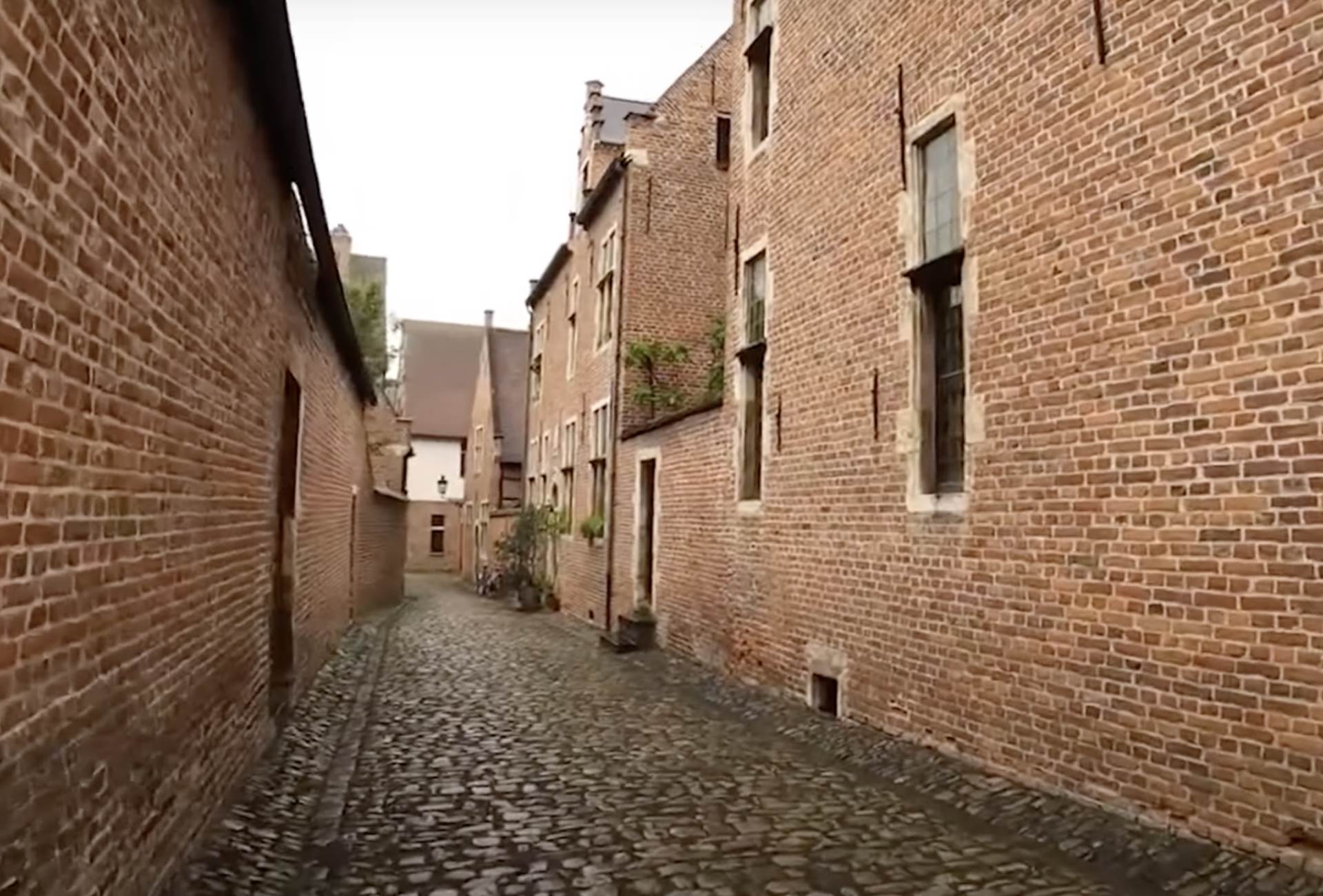 kocke na ulici u belgiji 4.png   kocke na ulici u belgiji 4.png