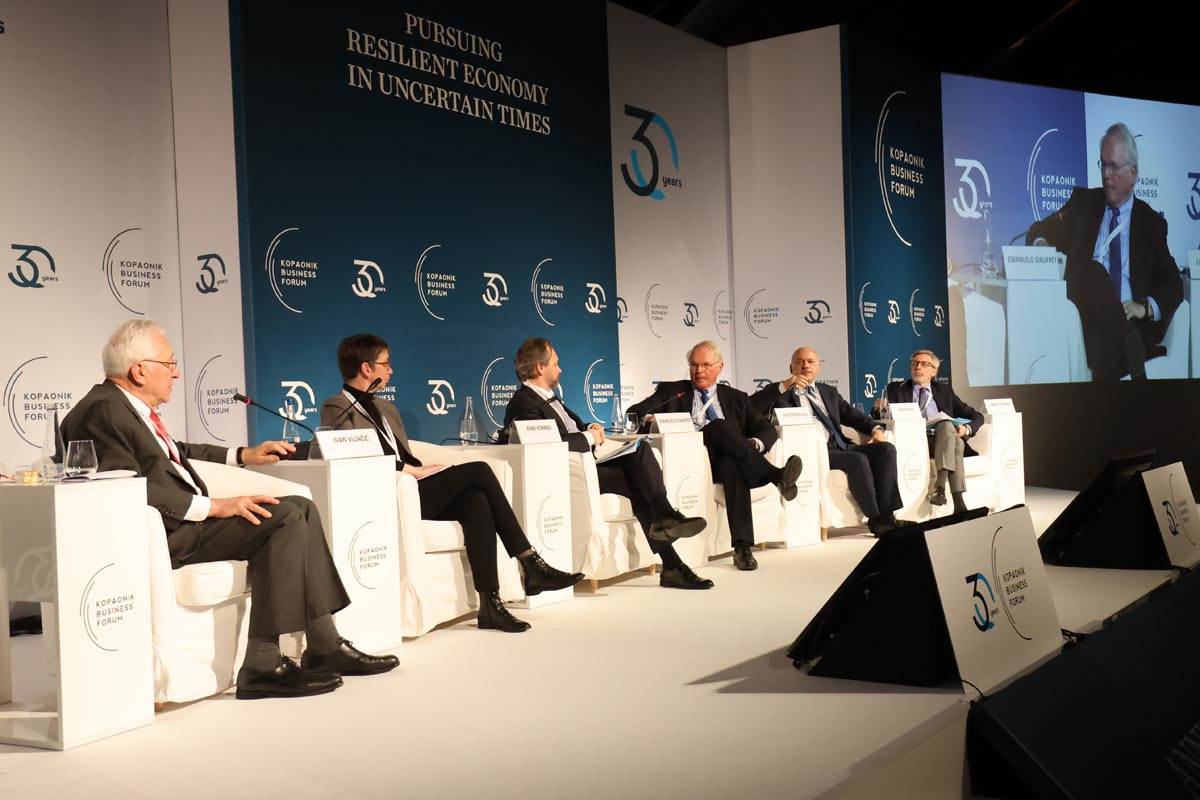 Panel 6.jpg Panel 6.jpg