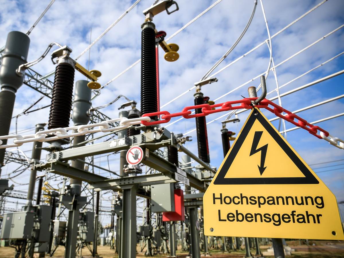 Procurio dokument o reformi tržišta struje EU: Svi detalji predloga Evropske komisije za smanjenje cena i potrošnje Procurio dokument o reformi tržišta struje EU: Svi detalji predloga Evropske komisije za smanjenje cena i potrošnje