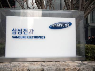 samsung 1.jpg samsung 1.jpg