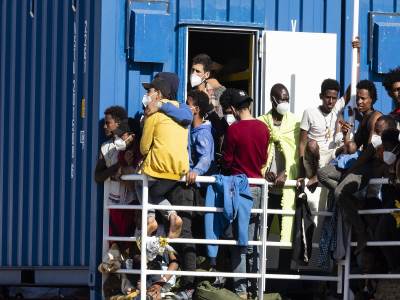 migranti.jpg  migranti.jpg